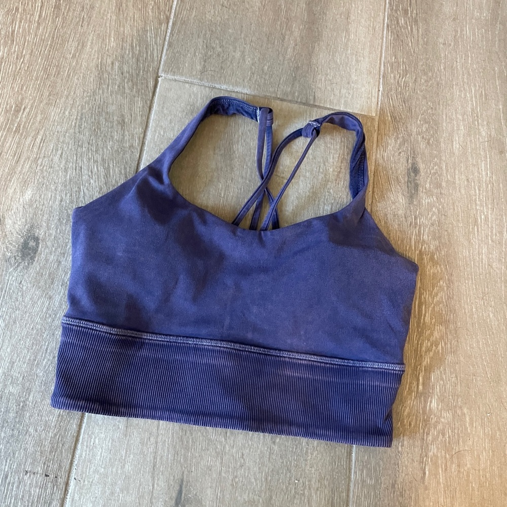 Lululemon sports bra